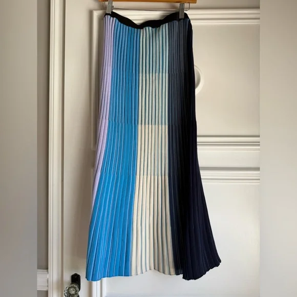 COS Blue, Purple, and Tan Pleated Maxi Skirt - Picture 2 of 9